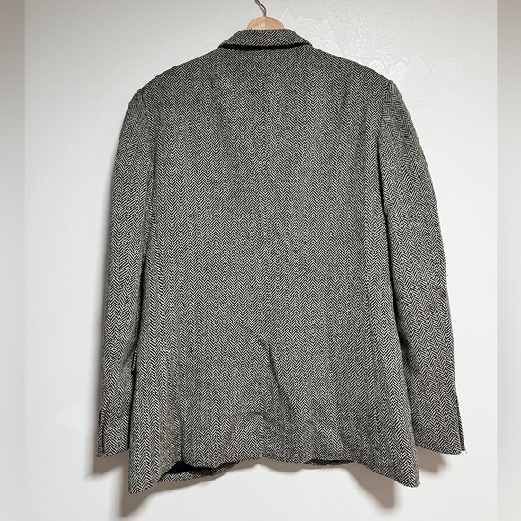 J.Crew Ludlow Jacket 40R Herringbone Wool Blazer – Italian Wool, Classic Fit - Picture 5 of 11